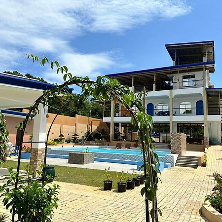 Aina Hannah Family Resort'S Greek Unit Calatagan Екстер'єр фото