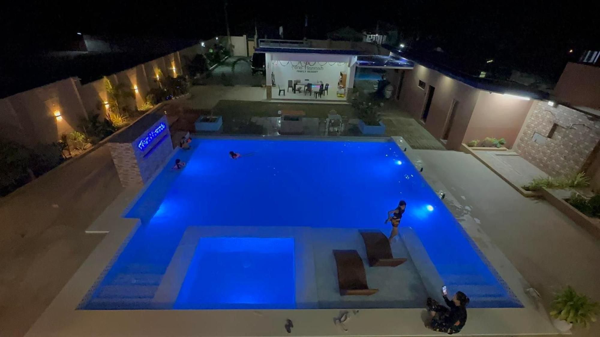 Aina Hannah Family Resort'S Greek Unit Calatagan Екстер'єр фото